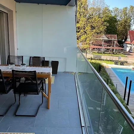 Hellobalaton Apartment
