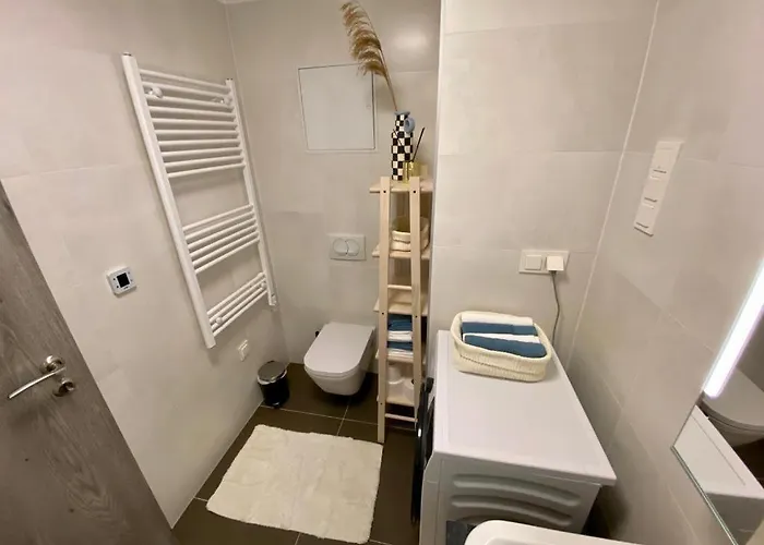 Hellobalaton Lägenhet *